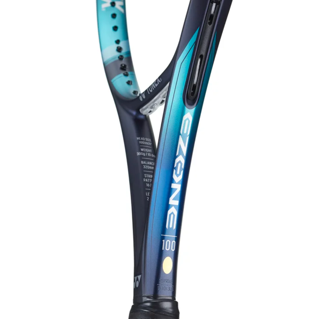 Raqueta Yonex Ezone 100 SKY Azul (300gr) Grip 2